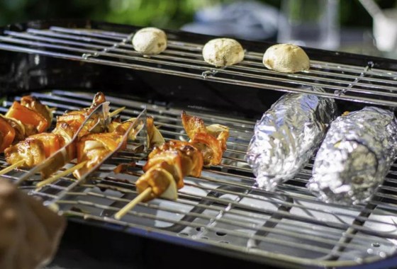 Electric grill vs. charcoal: Which should you get?