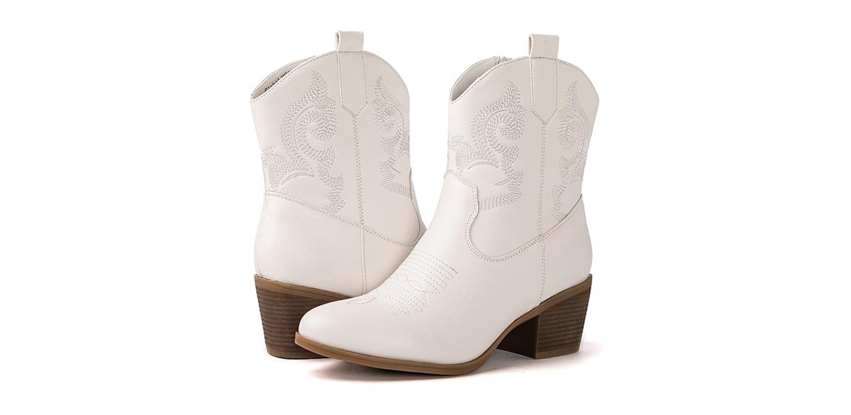 GLOBALWIN Women's Western Wear Low Heel Walking Boots For Ladies GLOBALWIN Women's Western Wear Low Heel Walking Boots For Ladies