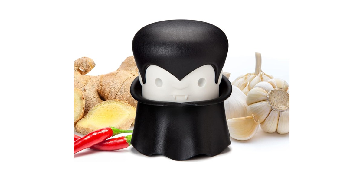 OTOTO Gracula Garlic Crusher