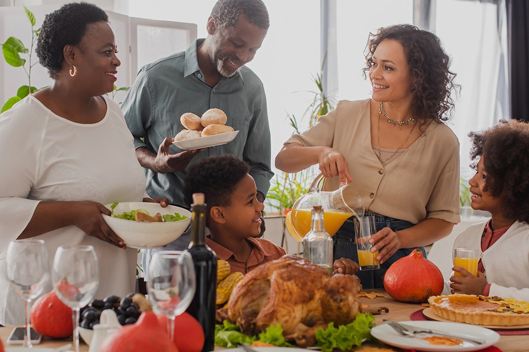 Thanksgiving family dinner