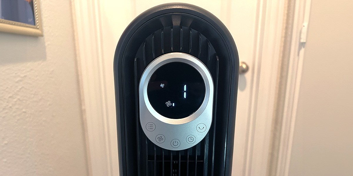 Closeup of Dreo Cruiser Pro T1's control panel  Closeup of Dreo Cruiser Pro T1's control panel