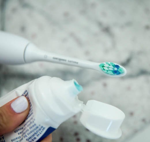 5 Best Electric Toothbrushes - Feb. 2018 - BestReviews