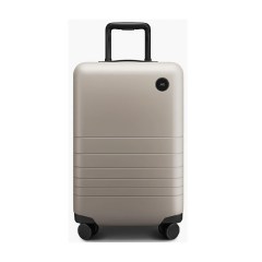 Monos Carry-On