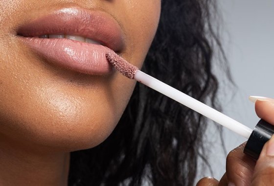 Best Huda Beauty Lipsticks