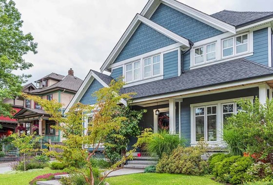4 things that will immediately increase your curb appeal