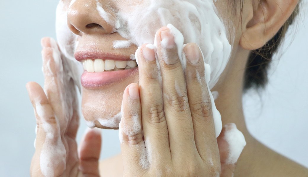 5 Best Cleansing Milks June 2021 BestReviews