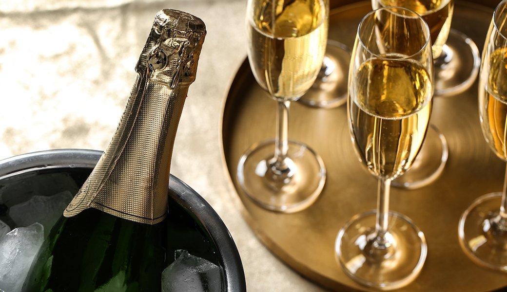 5 Best Champagne Glasses Nov. 2020 BestReviews