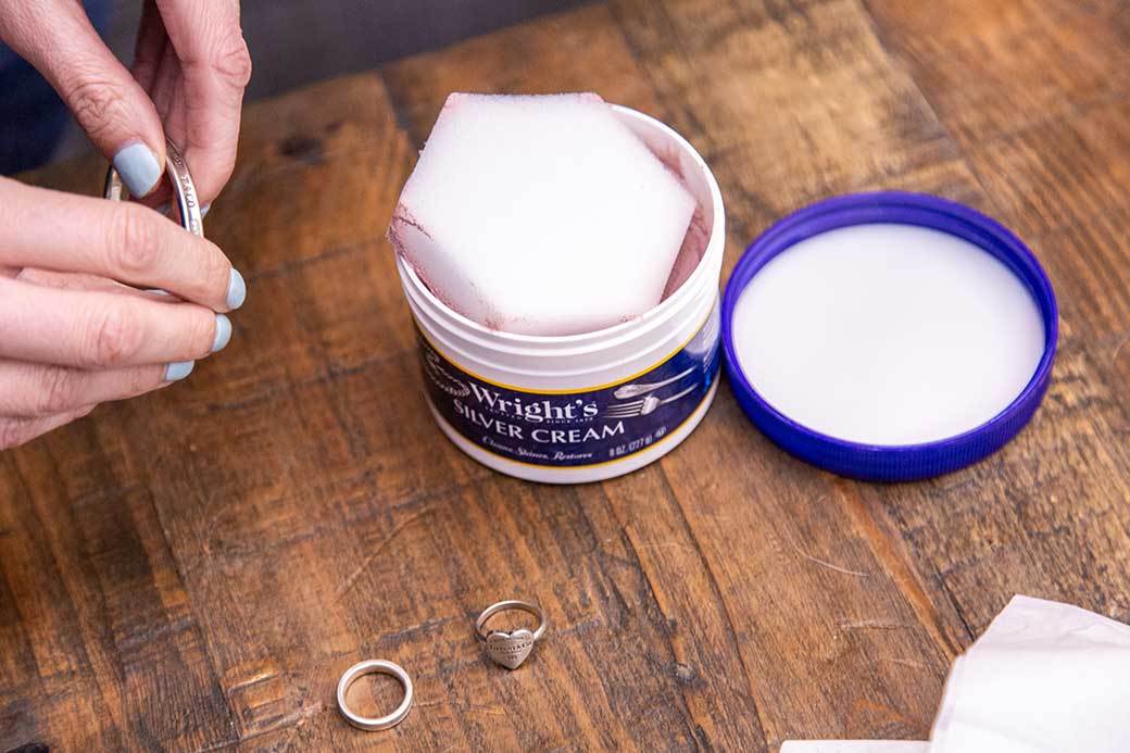 5 Best Silver Cleaners Feb. 2021 BestReviews