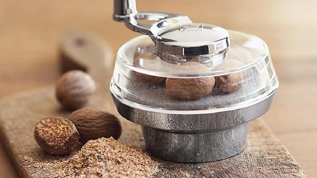  FOVNOT Nutmeg Grater, Multifunctional Nut Grinder
