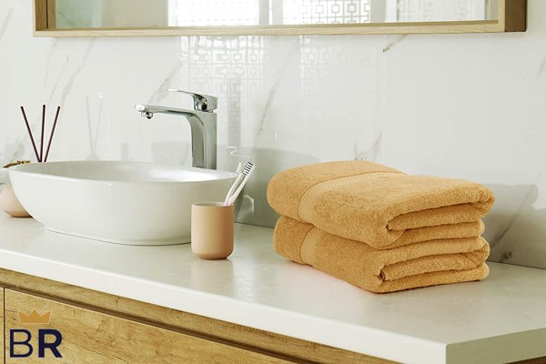 https://cdn13.bestreviews.com/images/v4desktop/image-full-page-600x400/01-bath-towel-sets-f97f22.jpg?p=w900