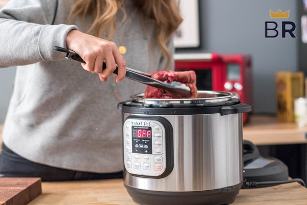  [NEW LAUNCH] KOOC 8.5-Quart Programmable Slow Cooker, Larger  than 8 Quart, More Practical than 10 Quart, with Digital Countdown Timer,  Free Liners Included for Easy Clean-up, Black, Oval…: Home & Kitchen
