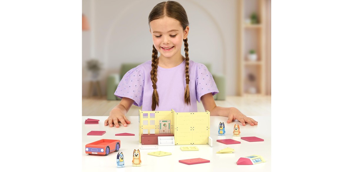 Bluey Heeler Home &amp; 4WD Vehicle Magnetic Tiles Construction Building Playset