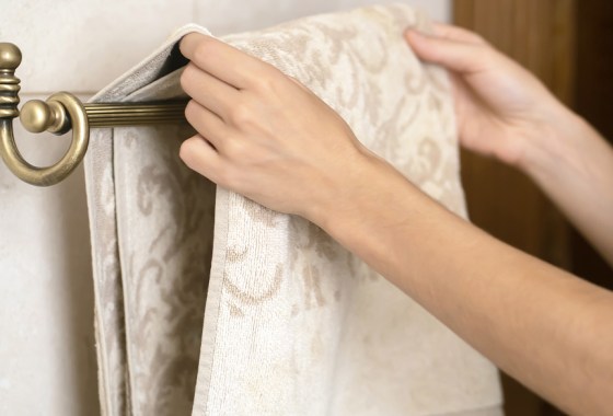 Best hand towel holder