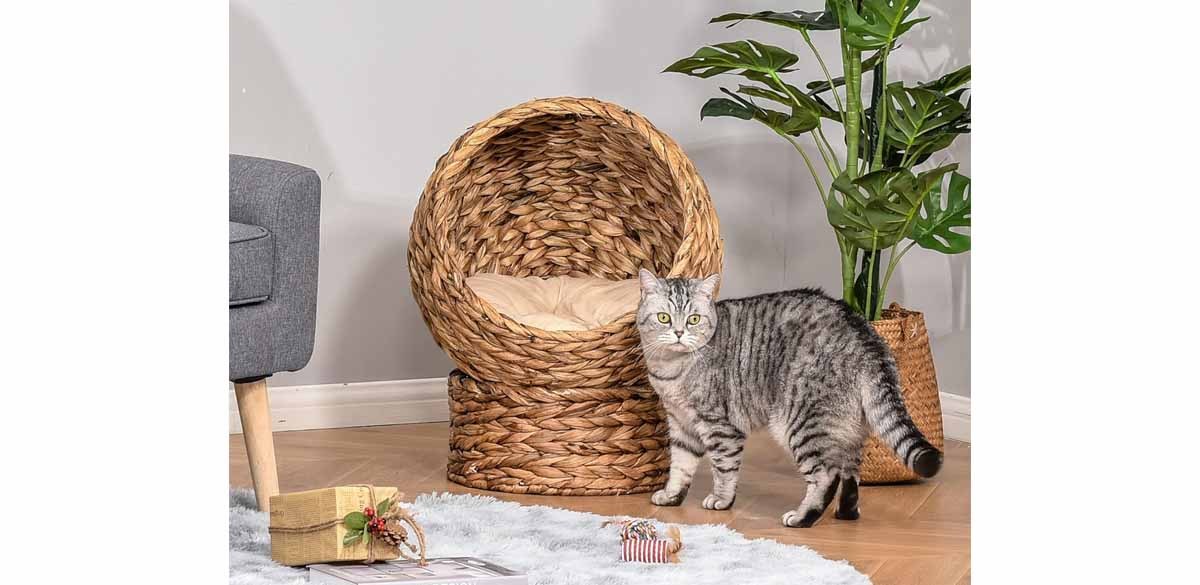 PawHut Handwoven Elevated Cat Bed