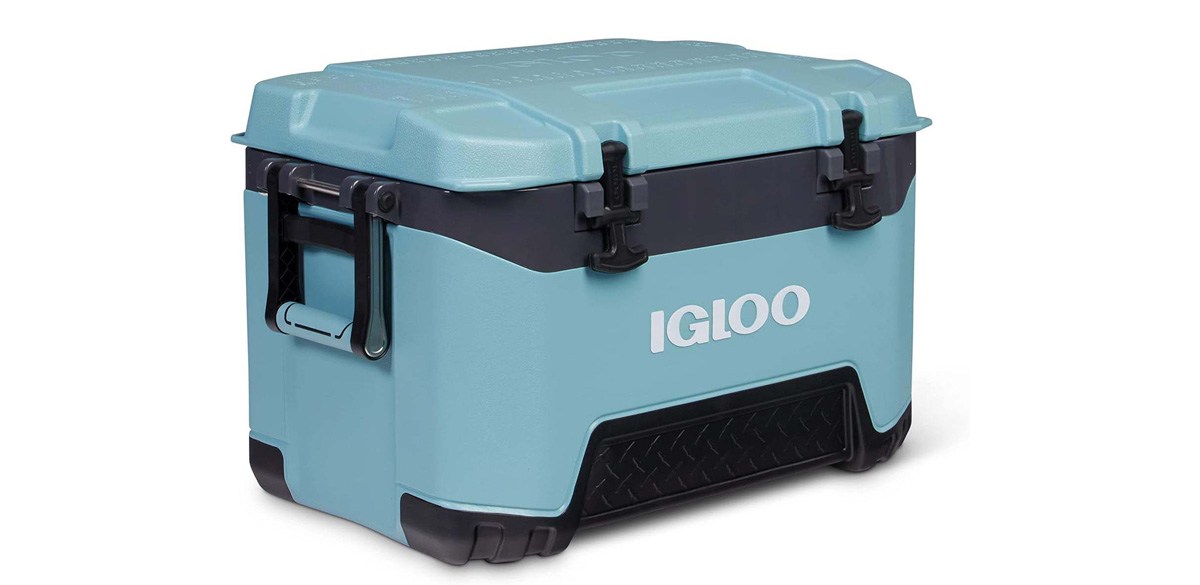Igloo BMX Hard Coolers (25-72QT)