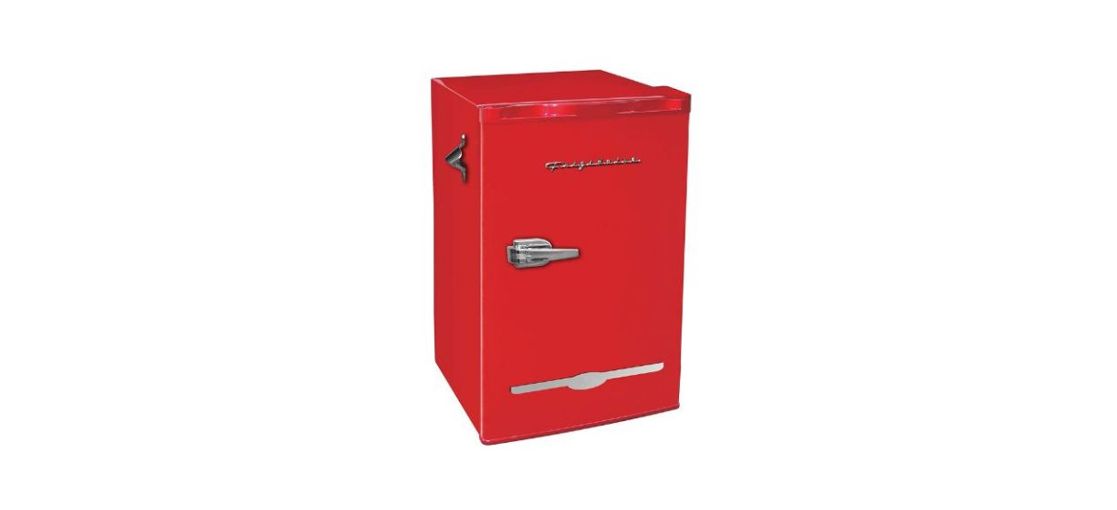 Best Frigidaire Retro Bar Fridge Refrigerator with Side Bottle Opener