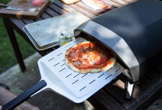 Ooni pizza oven vs. Bertello pizza oven
