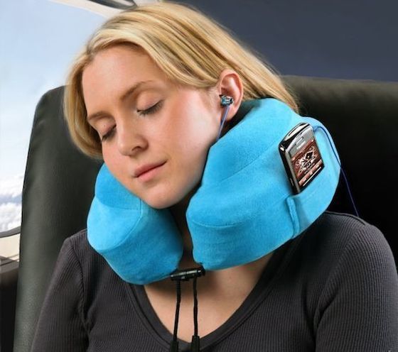 5 Best Neck Pillows - Feb. 2018 - BestReviews