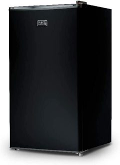 BLACK+DECKER Single Door Mini Fridge